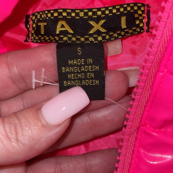 Sleeveless puffer jacket - Picture 4 of 5